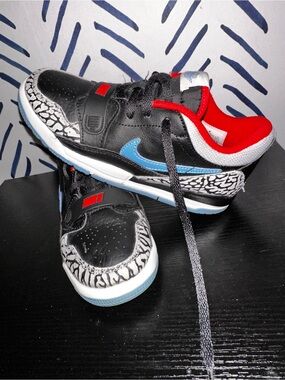 Nike Jordan Legacy